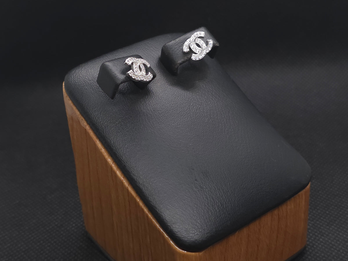 Silver Infinity Knot